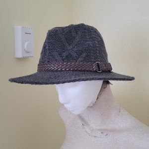 NWOT Knit fedora with Leather detail
